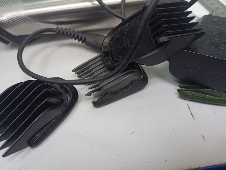 Купити Philips Multigroom Series 7000 MG7745/15 Б/У