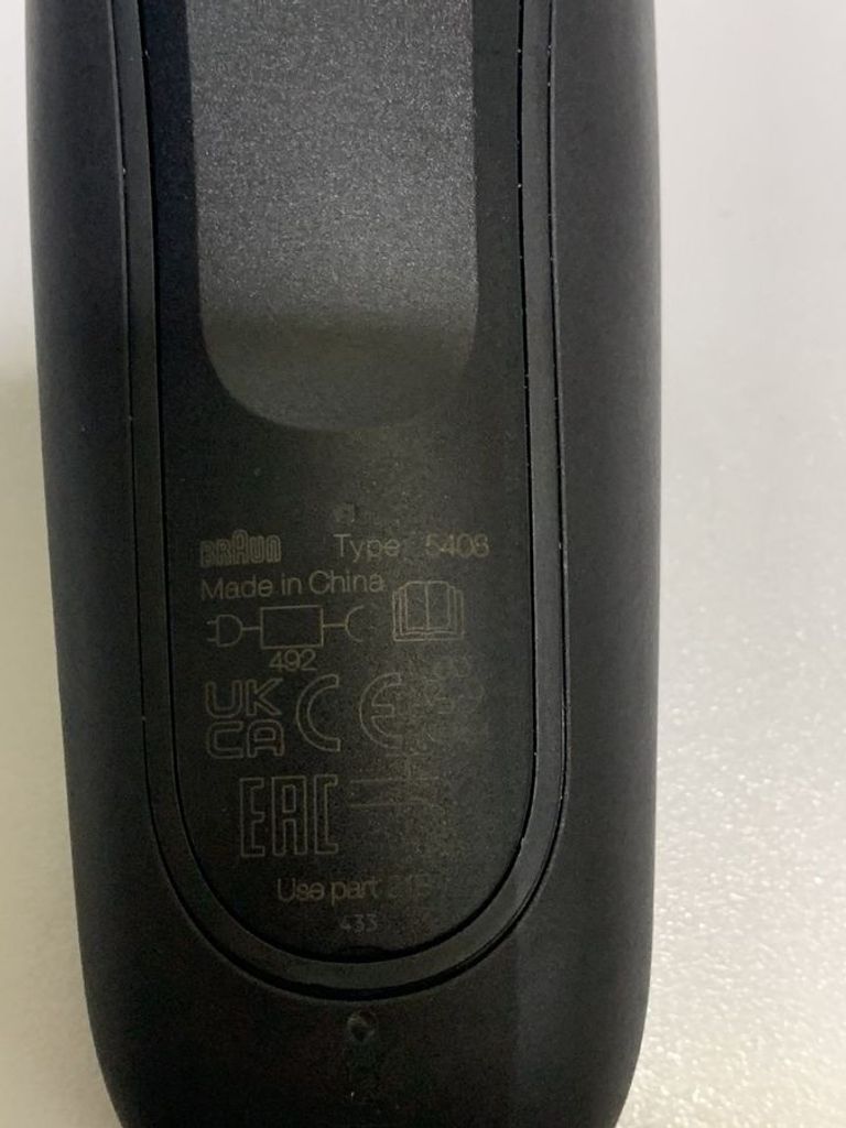 Дешево Braun Series 3 300s Black з ломбарду