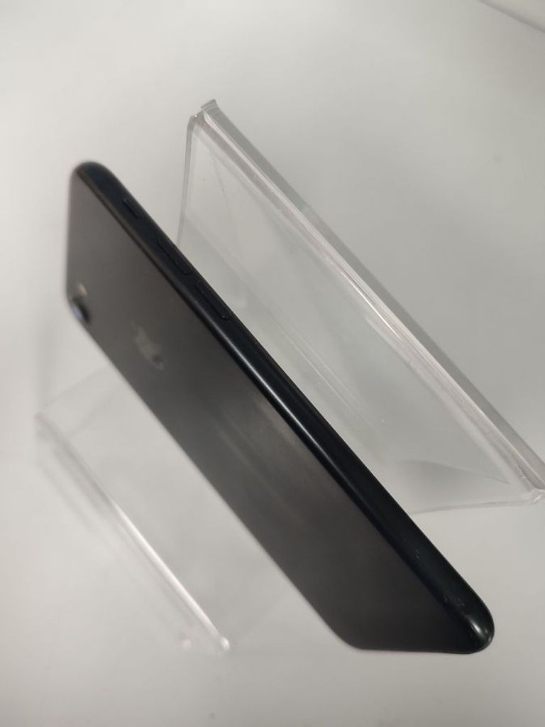 Apple iphone 7 32gb Код:01-200854927. Зображення 8