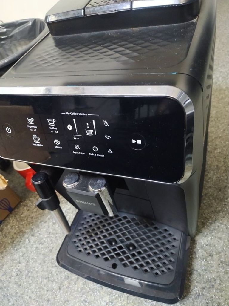 Дешево Philips Series 2200 EP2220/10 з ломбарду