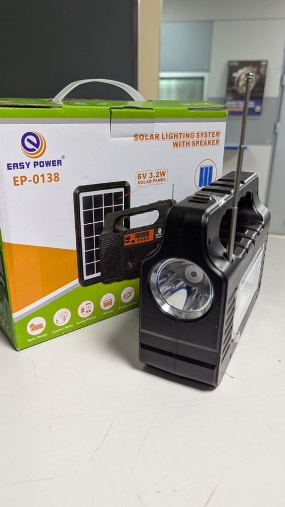 Дешево Без Виробника із power bank easy power ep-0138b із сонячною батареєю та 3 лампочками чорни з ломбарду