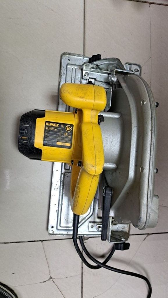 Купити Dewalt D23700 Б/У