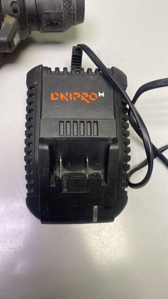 Дешиво Dnipro-M dhr-200 1акб 4ah зп с ломбарда