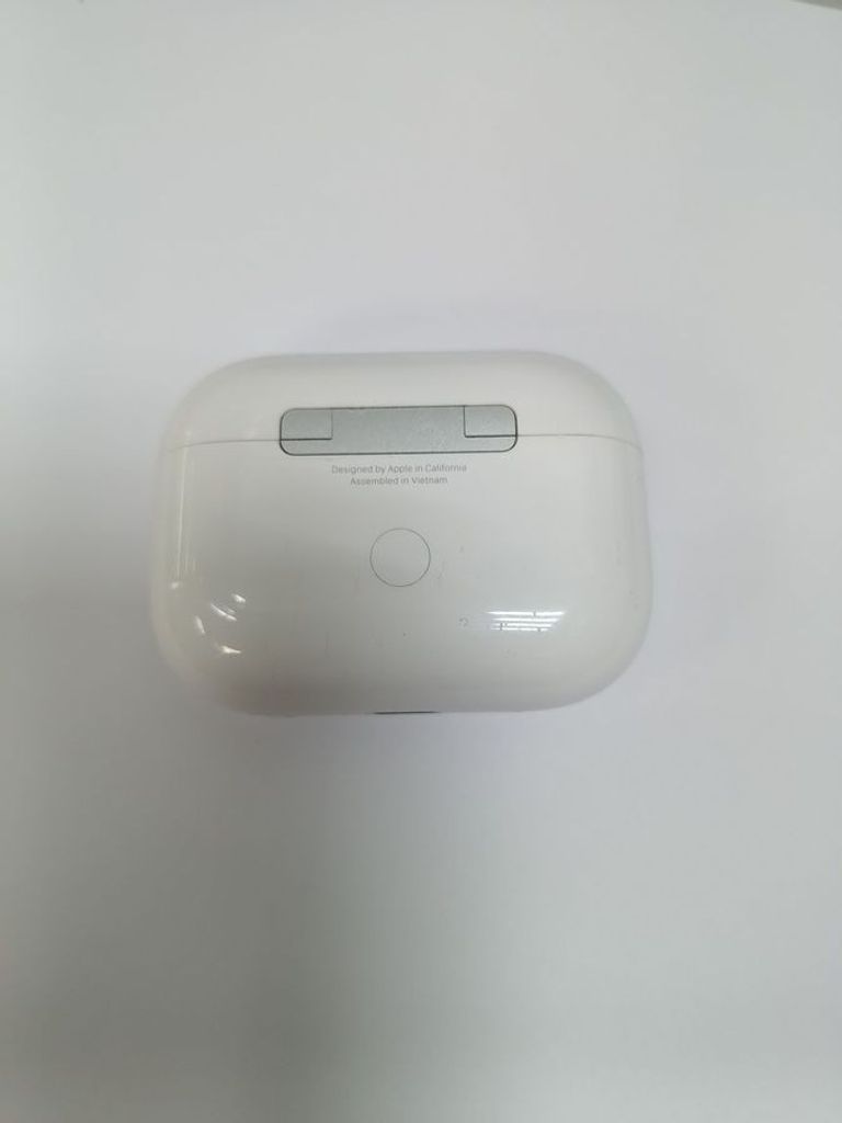 Купить Apple airpods pro 2nd generation with magsafe charging case usb-c Б/У