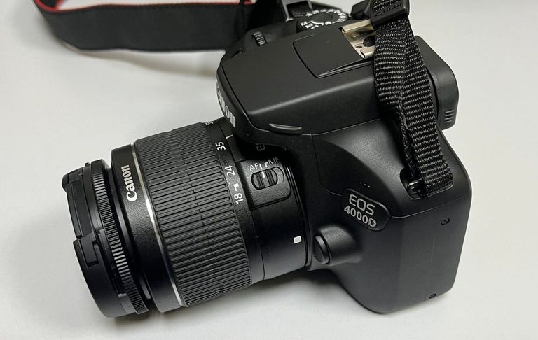 Распродажа Canon eos 4000d + ef-s 18-55mm macro 0-25m 0,8ft, продавец Техноскарб