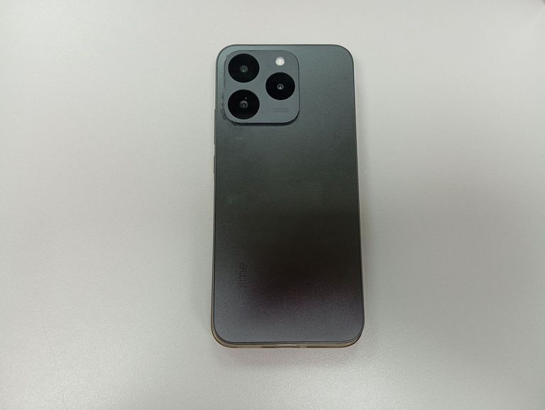 Дешиво Realme 15t 12/256gb с ломбарда
