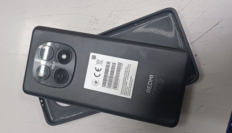 Купити Xiaomi Redmi Note 15 8/256GB Midnight Black Б/У