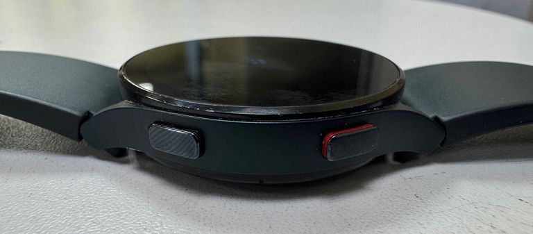 Дешиво Samsung galaxy watch4 44mm с ломбарда