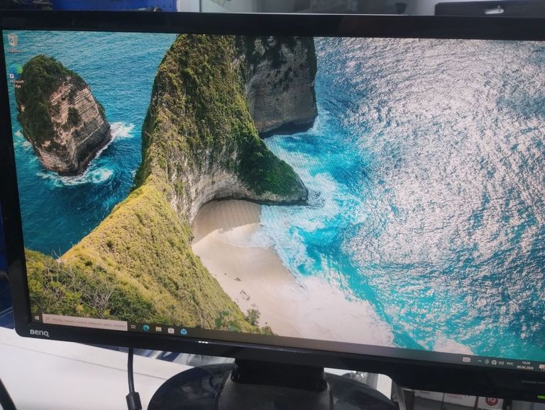 Дешево Benq g2420hdb з ломбарду