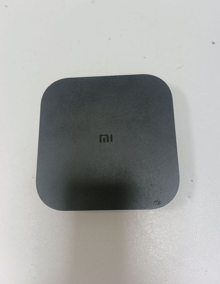 Дешиво Xiaomi mi tv box s mdz-22-ab с ломбарда