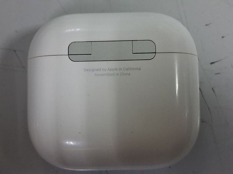 Розпродаж Apple airpods 4, продавець Техноскарб