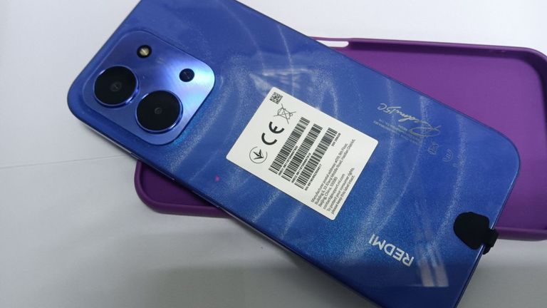 Дешево Xiaomi redmi 15c 4g 8/256gb з ломбарду