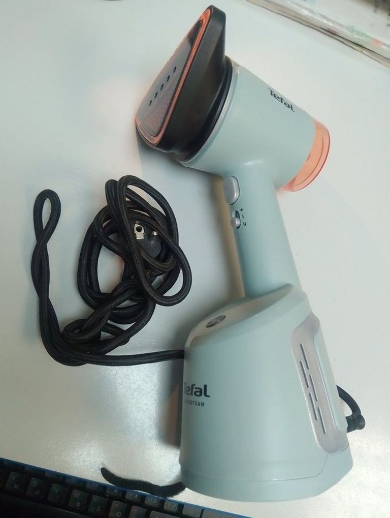 Дешиво Tefal AeroSteam DT9814F0 с ломбарда