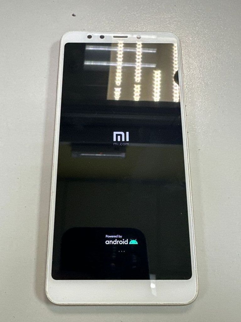 Объявление Xiaomi Redmi 5 2/16GB Black Б/У