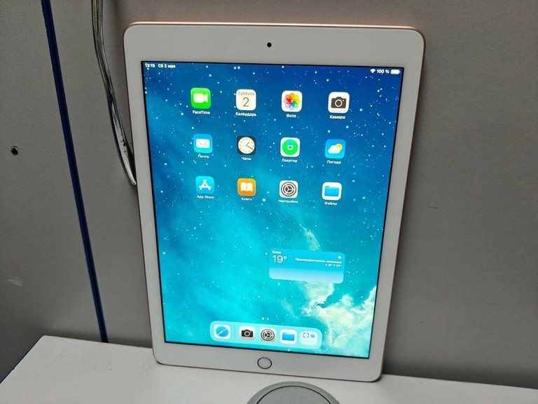 Купити Apple ipad 6 gen 2018 32gb wi-fi Б/У