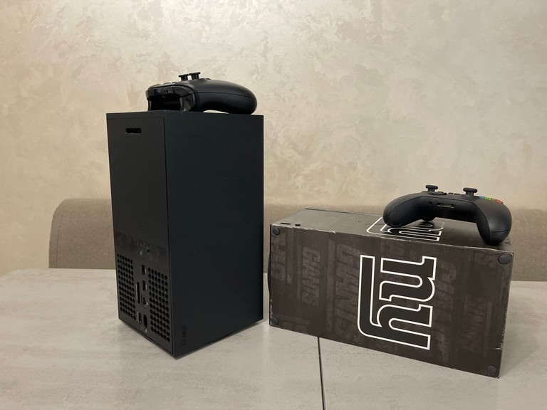 Microsoft Xbox Series X, 4K, 1TB, 16GB, AMD Zen 2 + джойстик   Код:null. Зображення 4