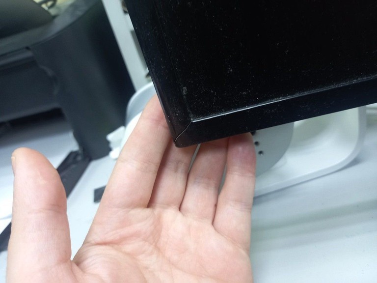 Объявление Samsung s24f350fhi Б/У