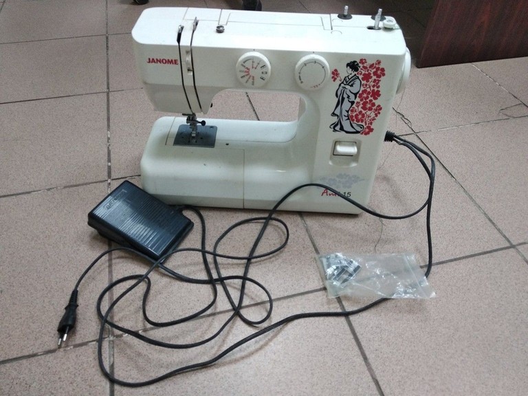 Объявление Janome Ami 15 Б/У