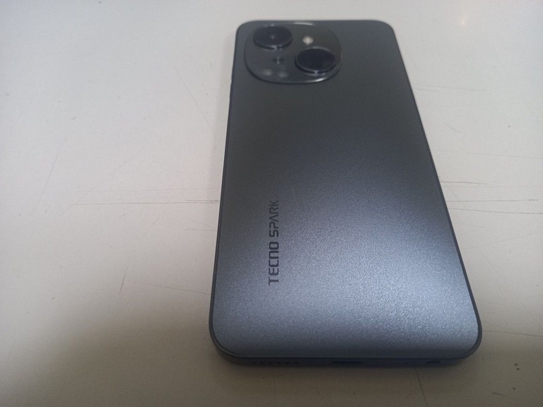 Купити Tecno spark go 1 kl4 4/64gb Б/У