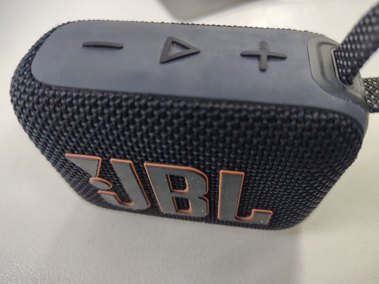 Купити Jbl go 4 Б/У