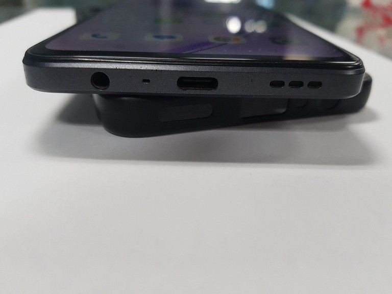 Дешиво Oppo a3 4g 6/128gb с ломбарда