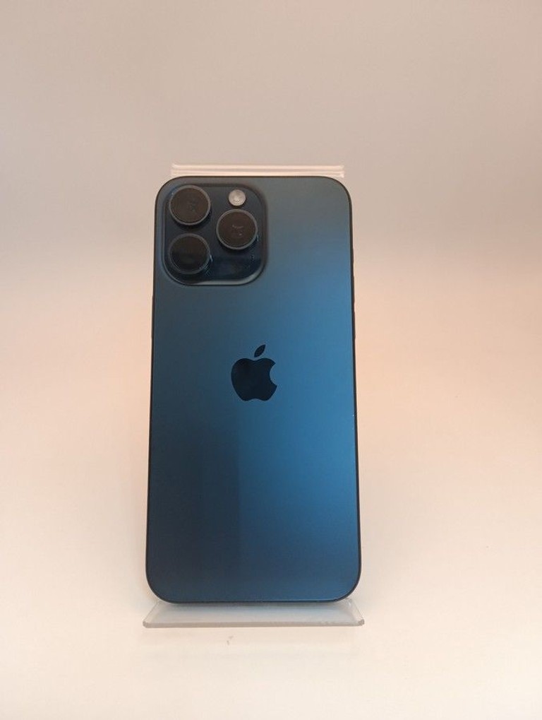 Дешиво Apple iphone 15 pro max 256gb esim с ломбарда