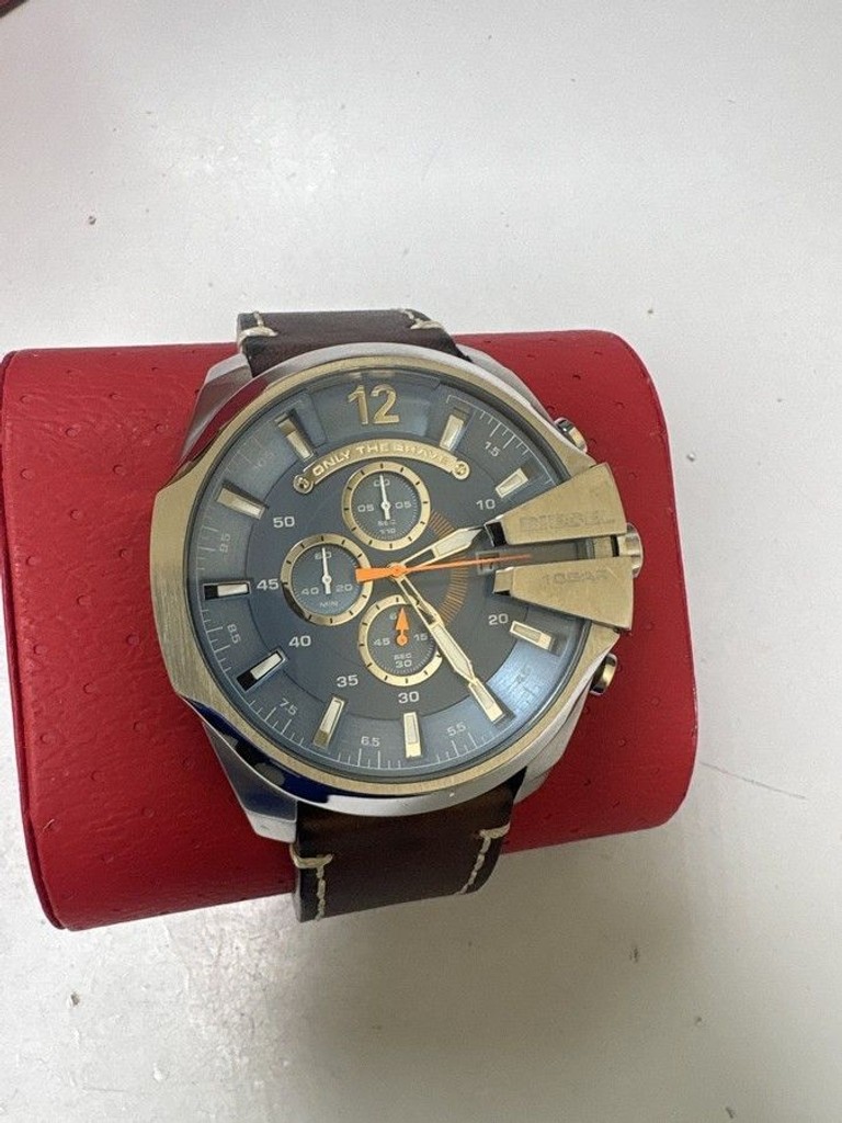 Купити Diesel DZ4607 Б/У