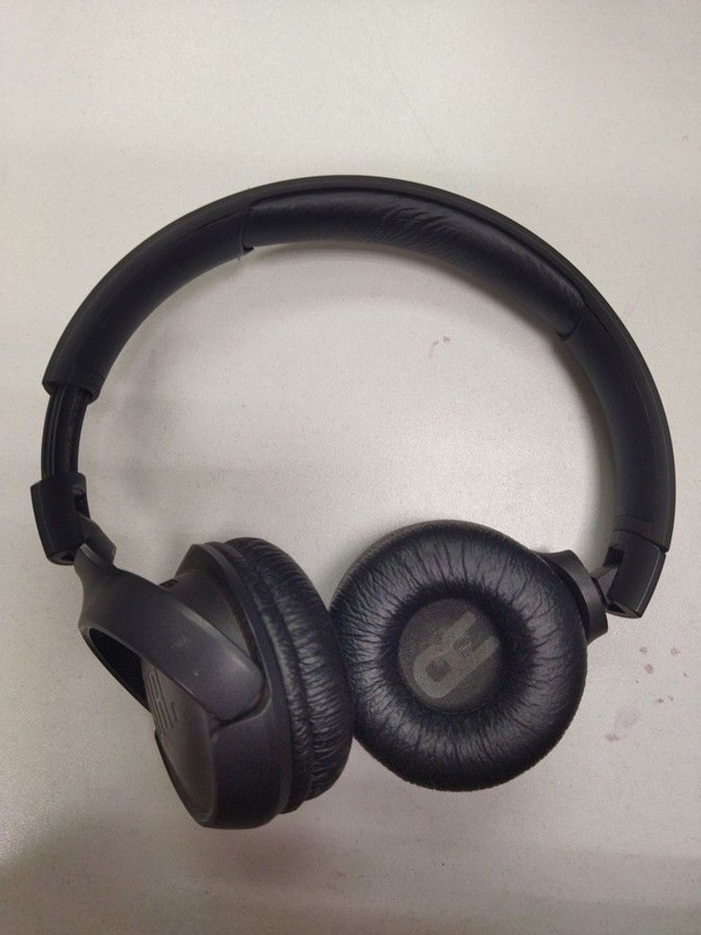 Купити Jbl tune 500bt Б/У