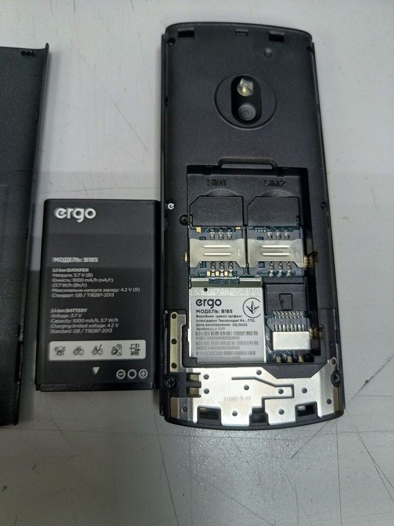Дешево Ergo B185 Black з ломбарду