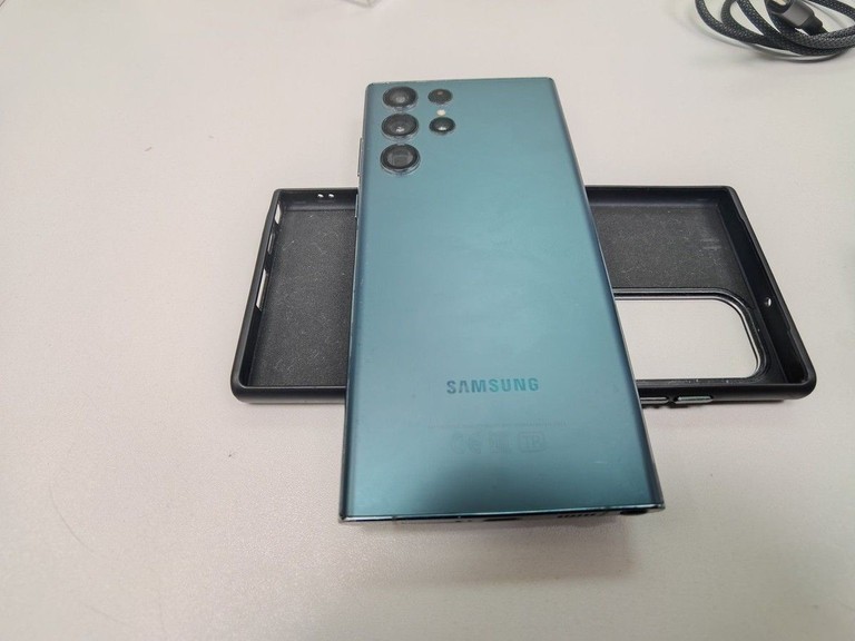 Объявление Samsung galaxy s22 ultra 8/128gb Б/У