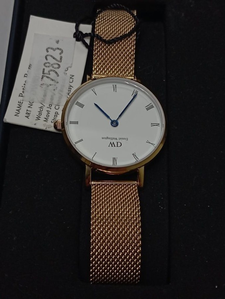 Купить Daniel Wellington k28rw76 Б/У