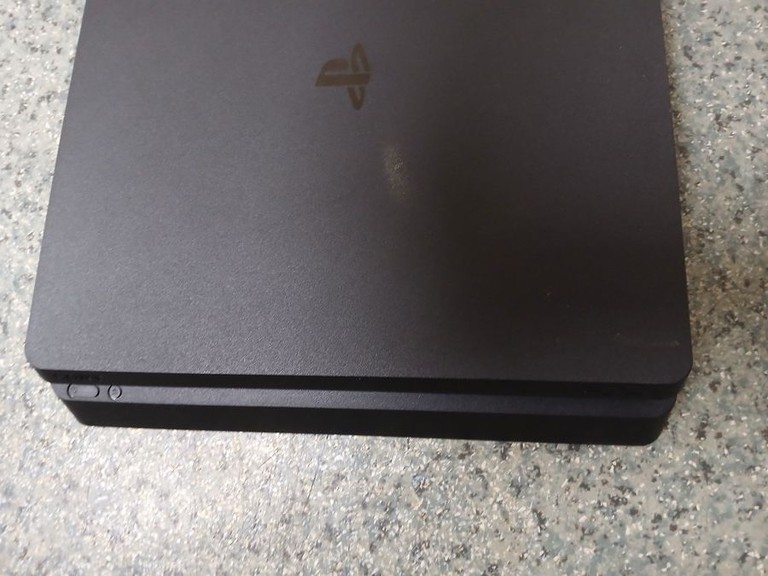 Оголошення Sony PlayStation 4 Slim 1TB Black Б/У