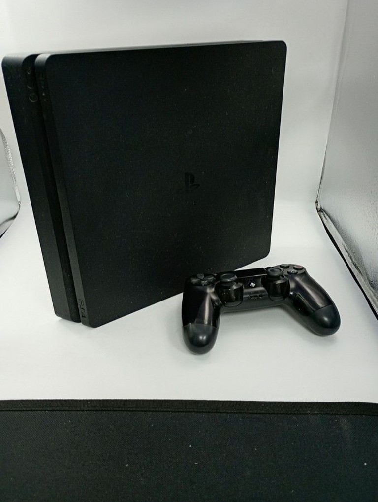 Купити Sony playstation 4 slim 500gb Б/У