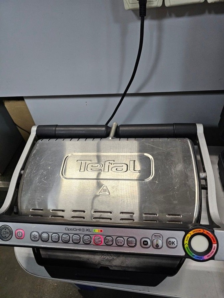 Дешево Tefal Optigrill+ XL GC722D34 з ломбарду