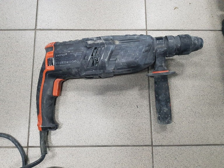 Дешево Dnipro-M rh-100q з ломбарду