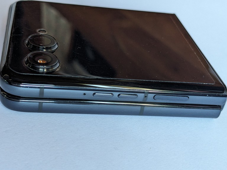 Motorola Razr+ 2024 (Razr 50 Ultra) 12/256GB Код:null. Зображення 6