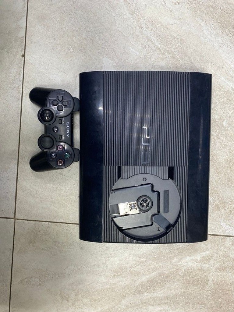 Дешево Sony playstation 3 320gb з ломбарду
