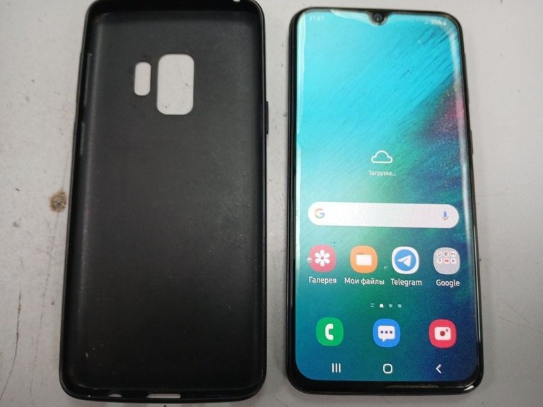 Купити Samsung galaxy a40 2019 sm-a405 4/64gb Б/У