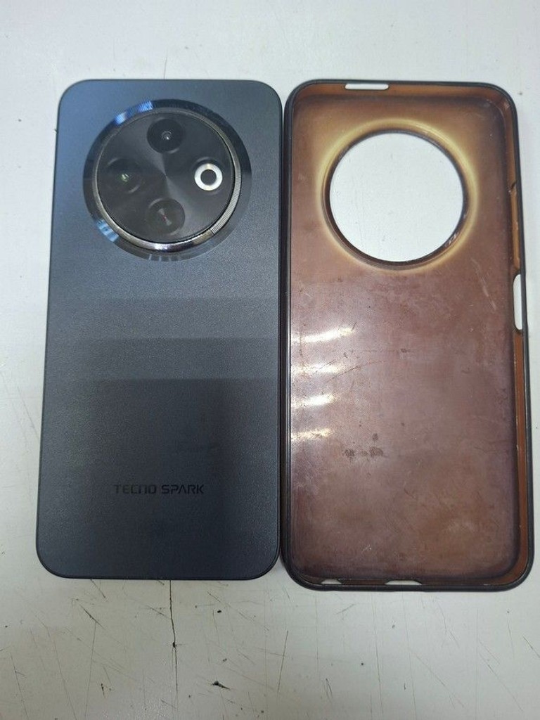 Дешиво Tecno spark 30c kl5n 8/256gb с ломбарда