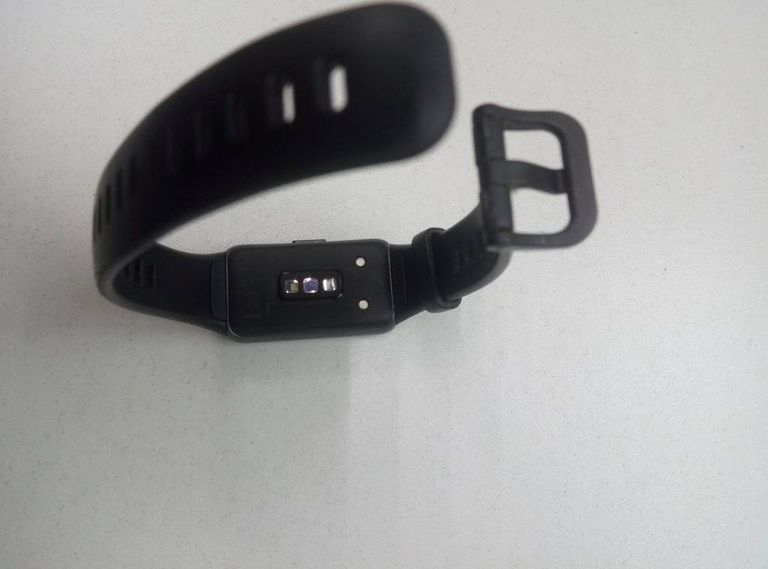 Оголошення Huawei honor band 6 fra-b19 Б/У
