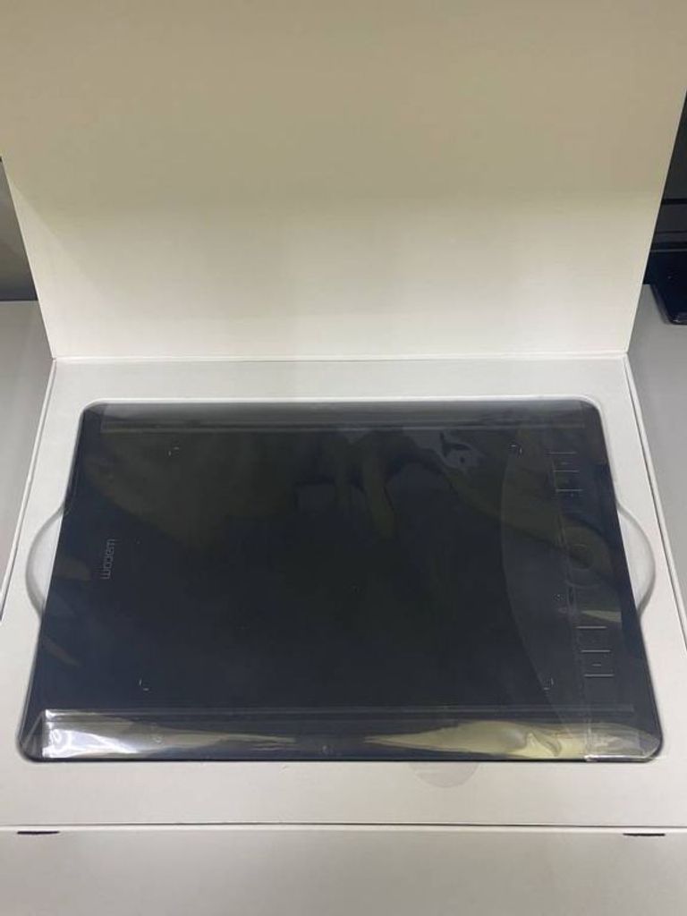 Дешево Wacom pth 660 з ломбарду