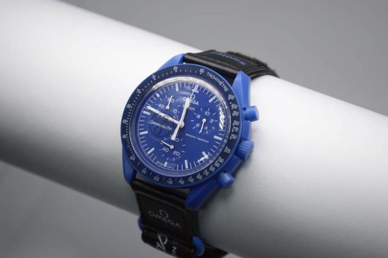 Swatch X Omega MoonSwatch Mission to Neptune (SO33N100)