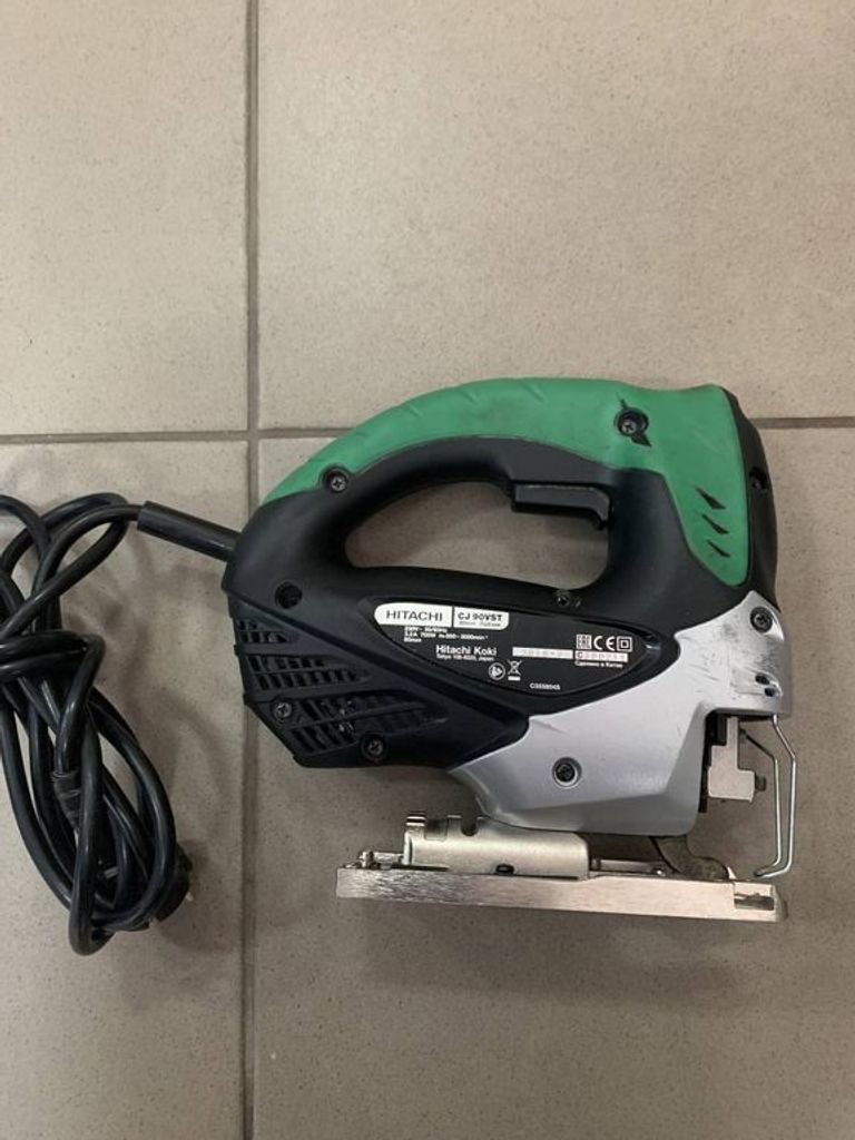Оголошення Hitachi CJ90VST Б/У