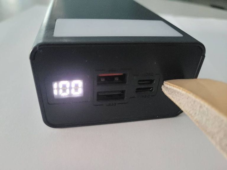 Оголошення . 30000mah Б/У