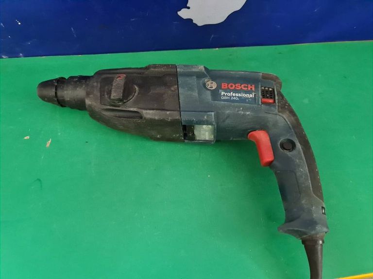 Купити Bosch gbh 240 790вт Б/У