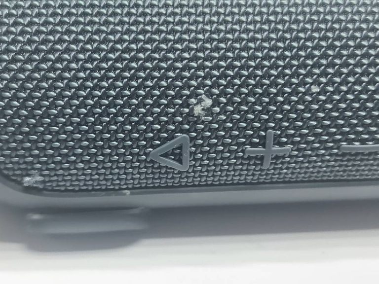 Jbl flip essential