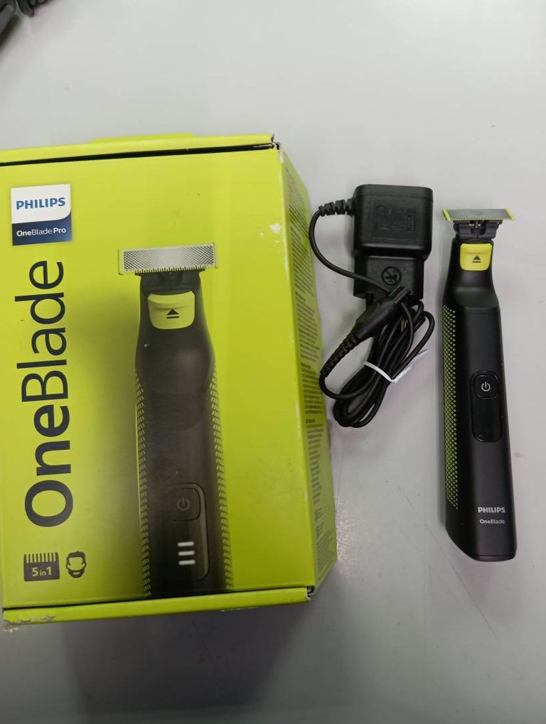 Philips OneBlade Pro Face QP6504/15