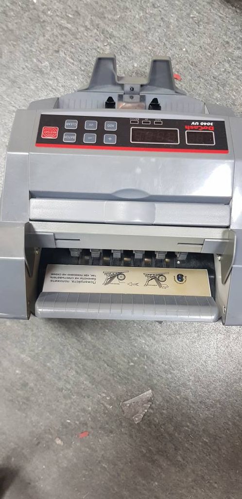 Дешиво Docash 3040 uv с ломбарда