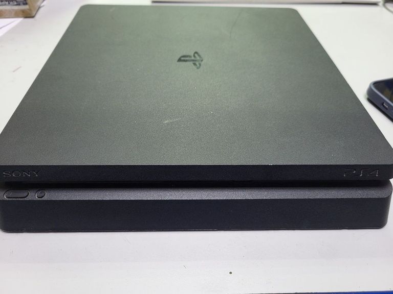 Оголошення  Sony PlayStation 4 Slim 1TB Black Б/У