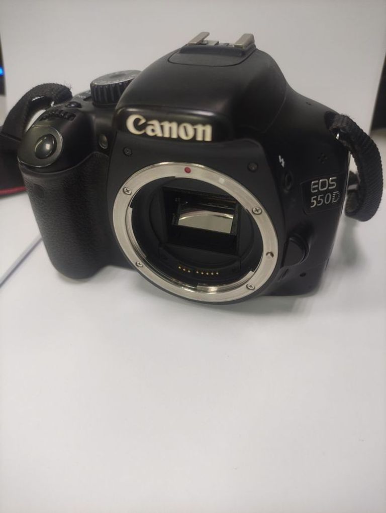 Canon eos 550d body Код:01-200481772. Зображення 12